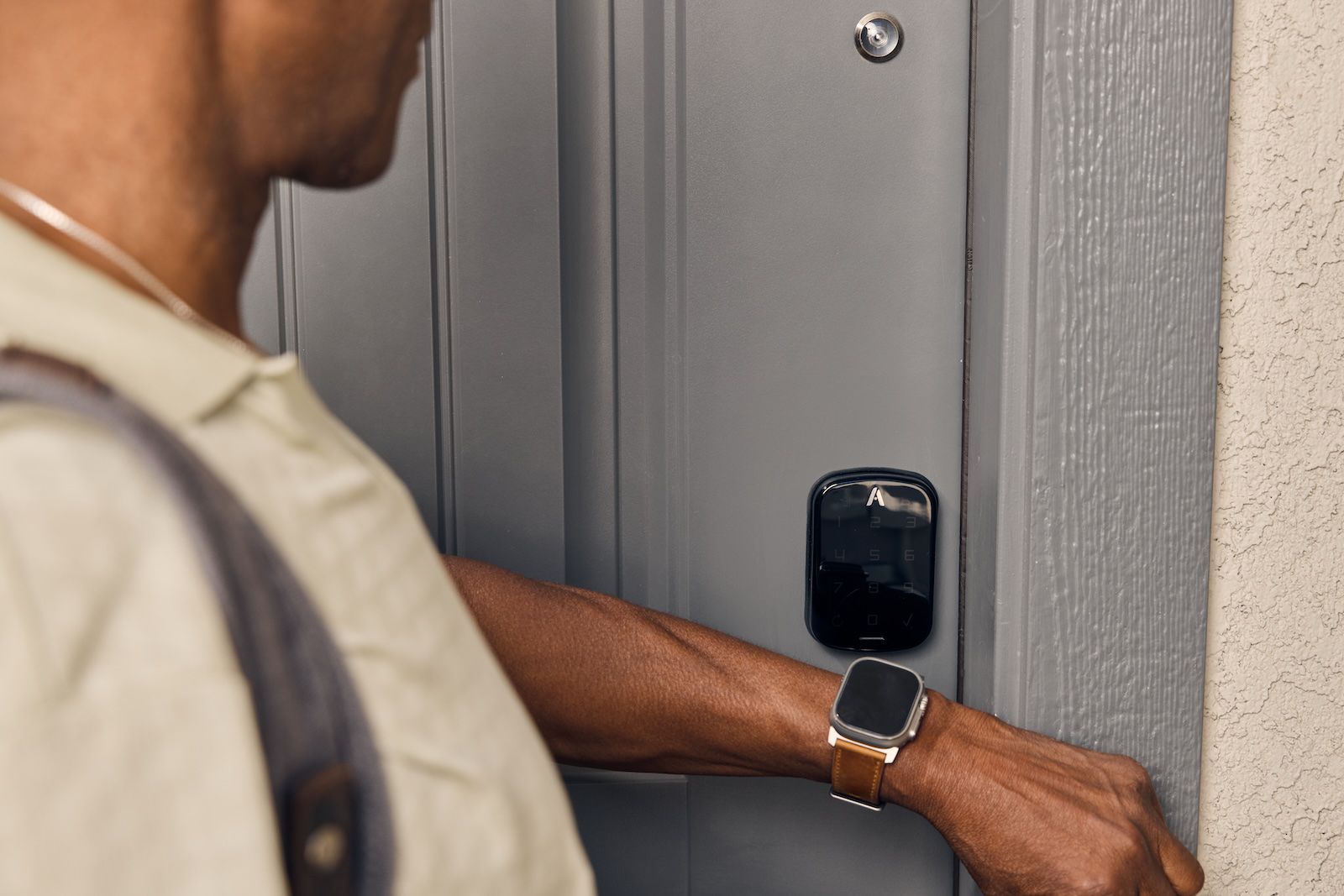SmartRent, Apple Home Key 통합을 지원하는 최초의 임대용 스마트 도어록 출시